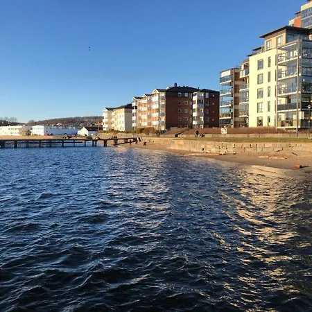 Apartment Sjonaer Med Gangavstand Til I Larvik